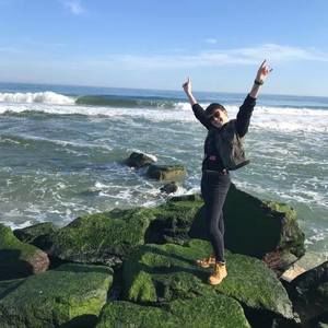 Meet your Posher, Vasilena